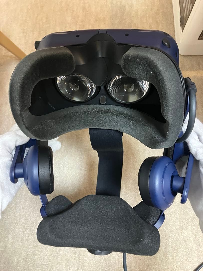HTC VIVE PRO（ベースステーション2.0×2）　フルセット