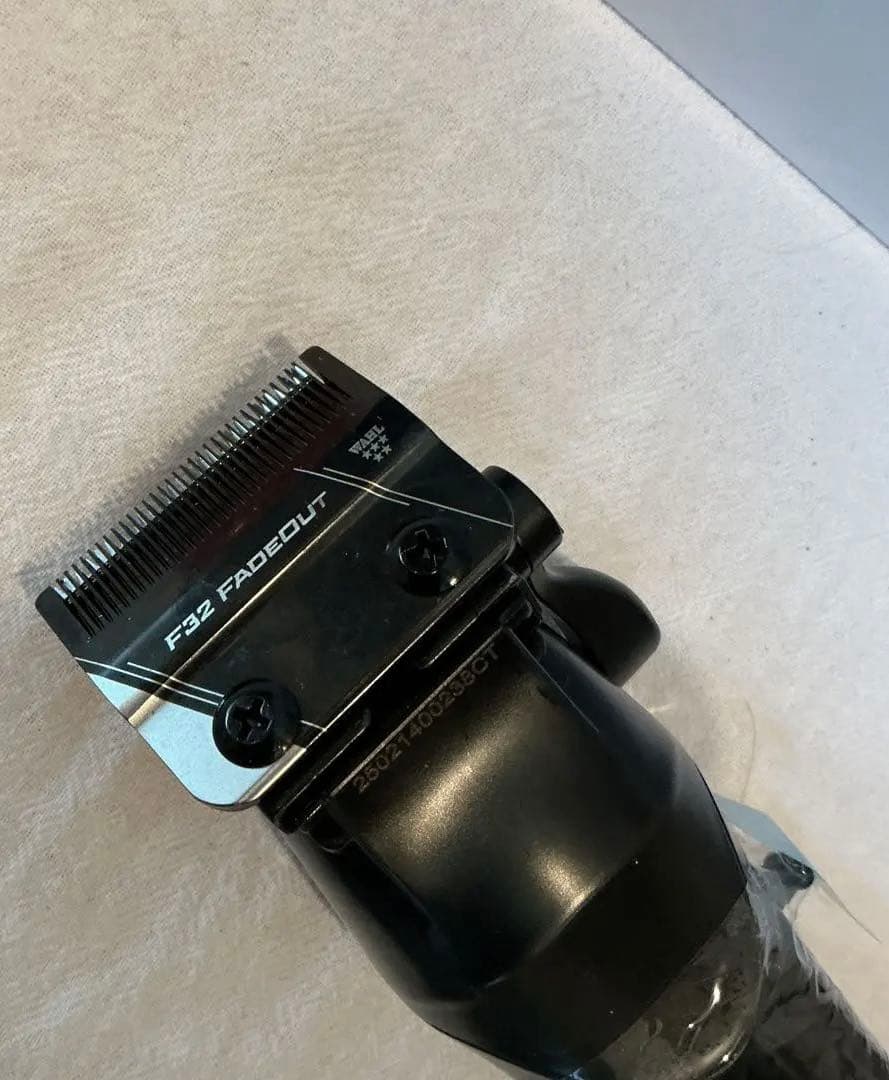 未使用品　Wahl Vapor コードレスバリカン