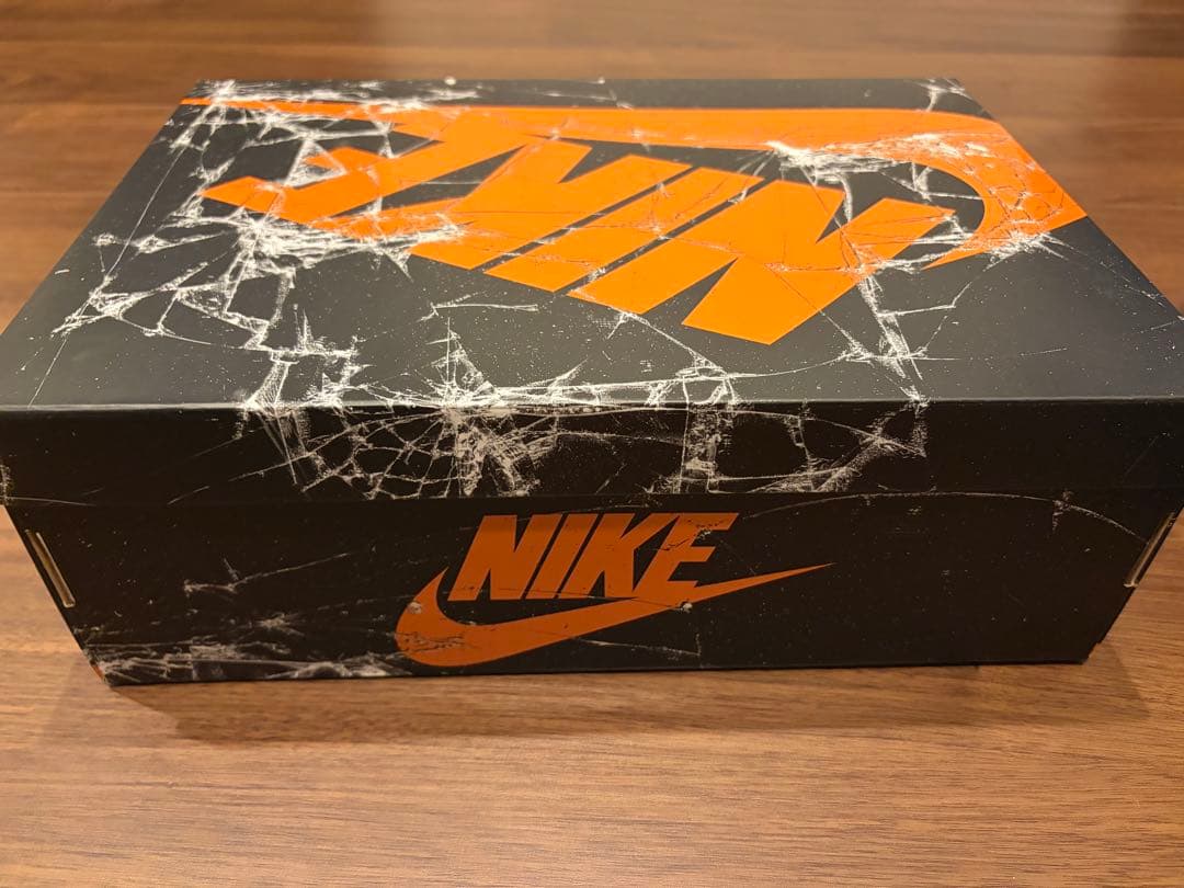 Nike Air Jordan 1 オレンジ/ブラック　シャタバ　28.5cm