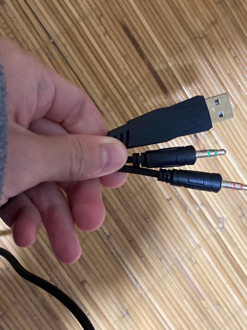 ゲーミングヘッドホン