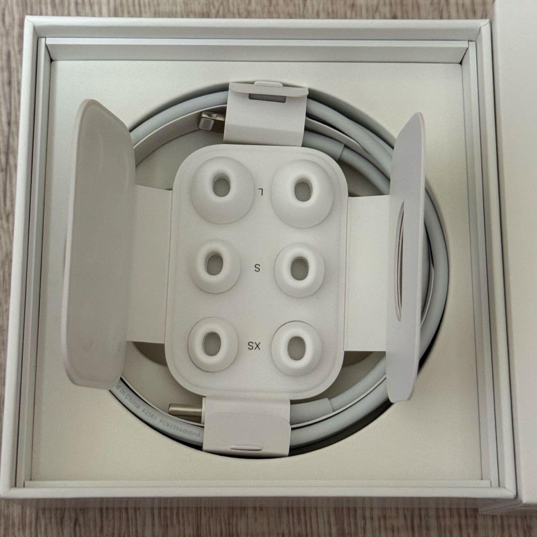 Apple AirPods Pro（第2世代）　lightning