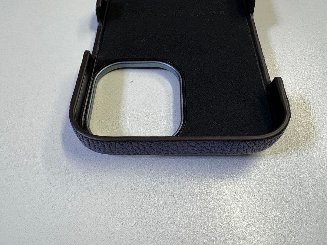 BONAVENTURA ハンドル付きバックカバーケース(iPhone16)