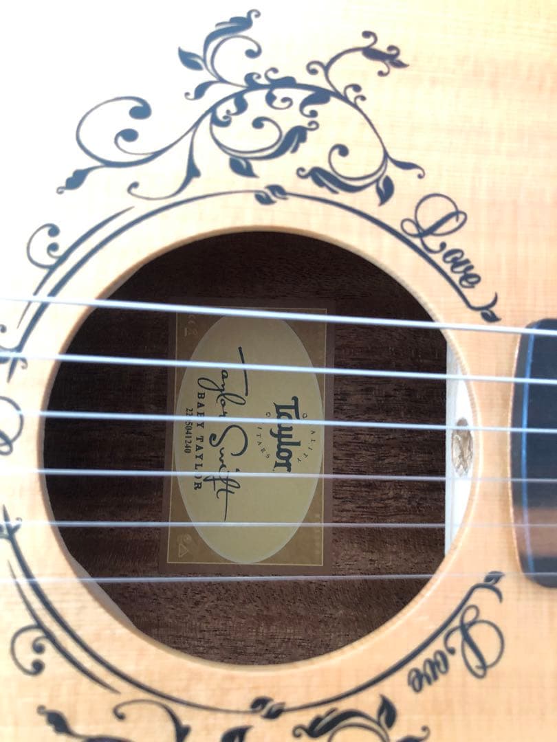 ギター Taylor Swift Baby Taylor -e