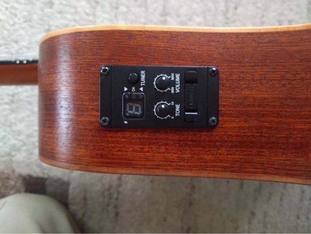 ギター Taylor Swift Baby Taylor -e