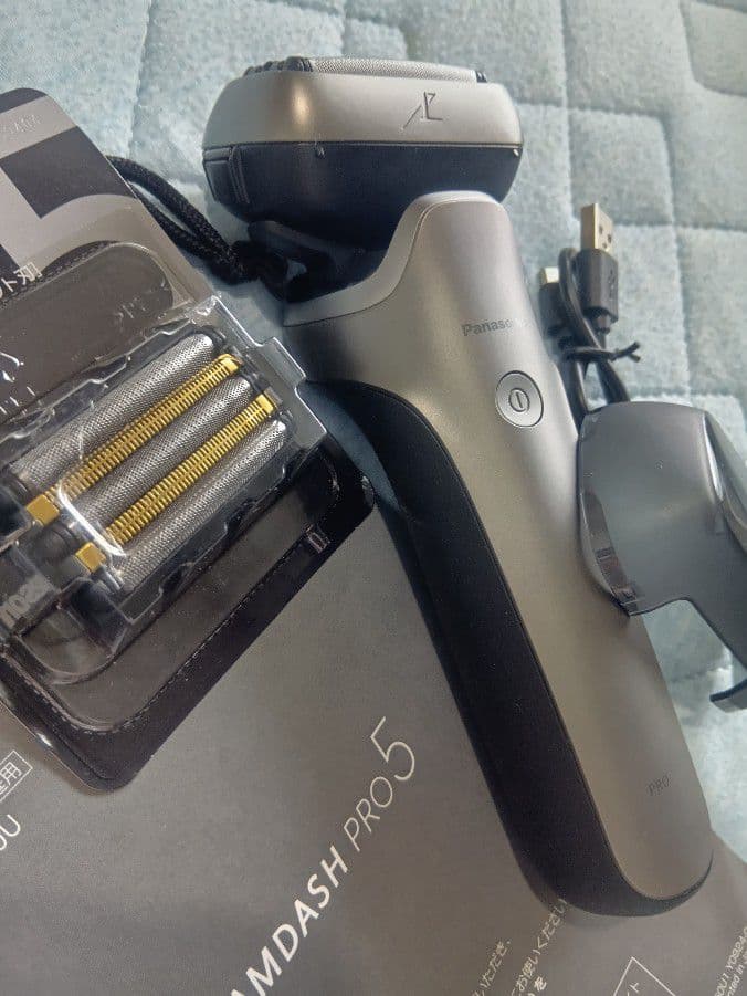 パナソニック深剃り5枚刃 ES-L550U 替刃付(ES9510)新品未使用❣️