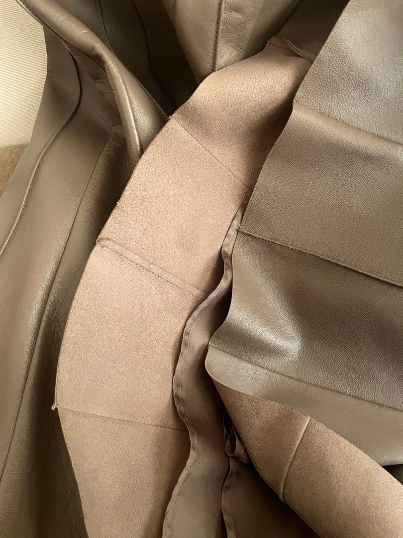 【美品】ebure 本革フレアスカート ベージュ36