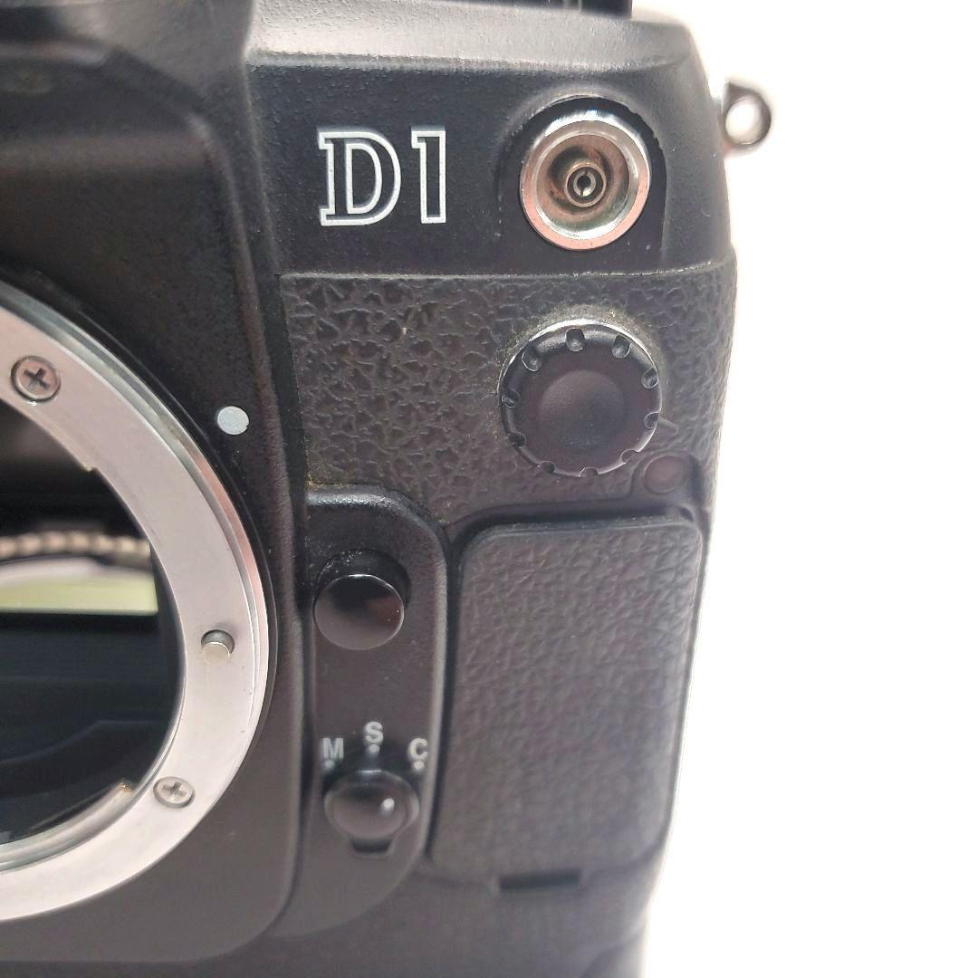 Nikon D1 デジタル一眼レフ 本体 バッテリーなし 動作未確認