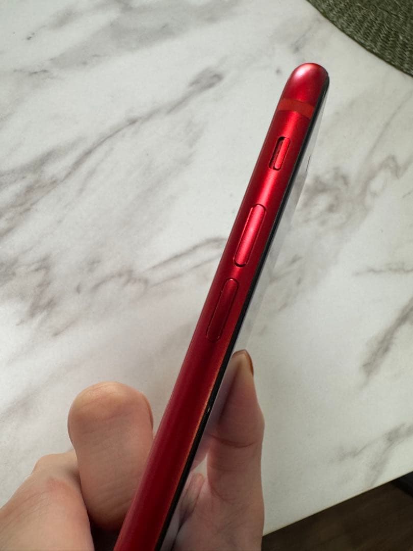 iPhone8(PRODUCT) RED 本体