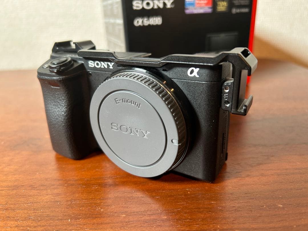 美品✨SONY α6400ボディ★一眼レフカメラ&SmallRig★レンズ別売