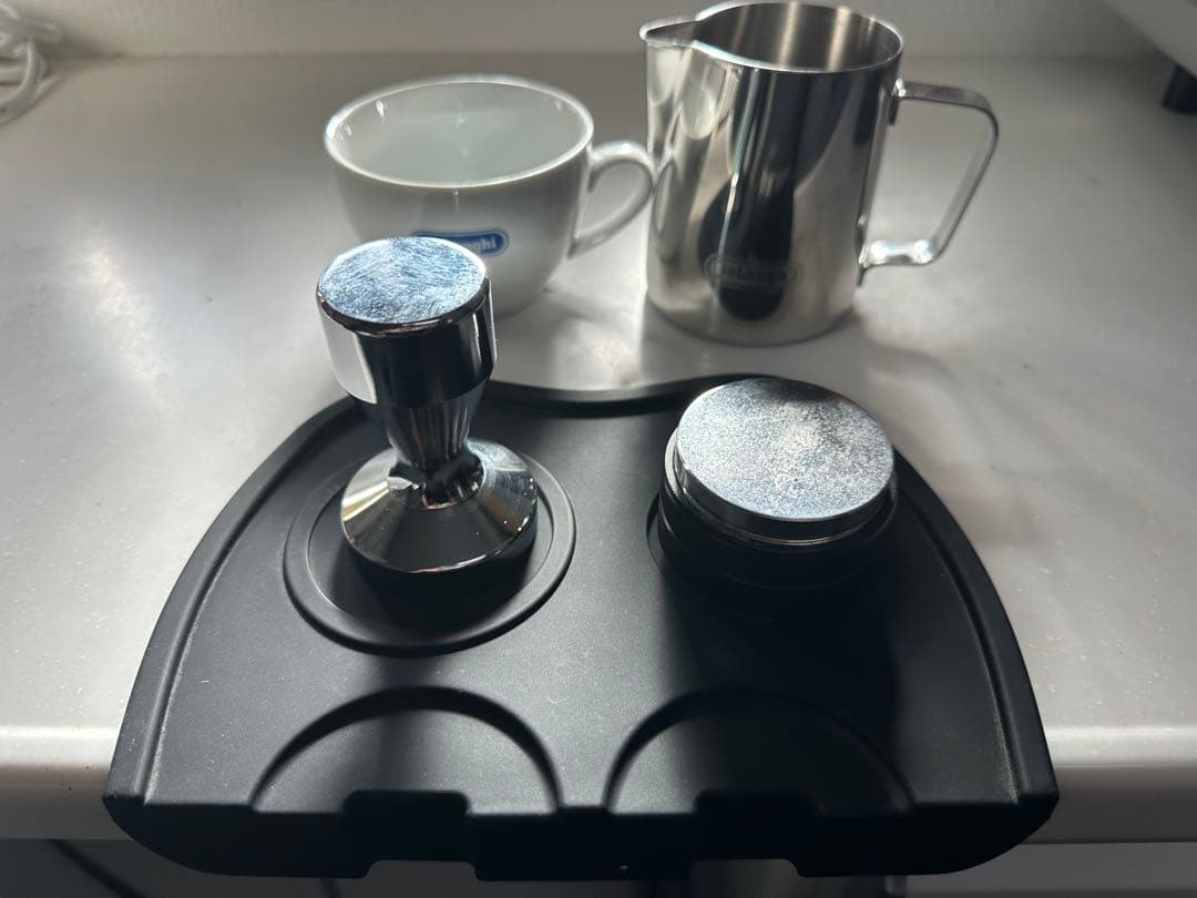 DeLonghi エスプレッソマシン ECO310