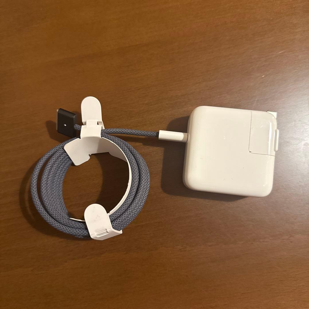 MacBook Air用 アダプターとケーブル　Apple 純正品