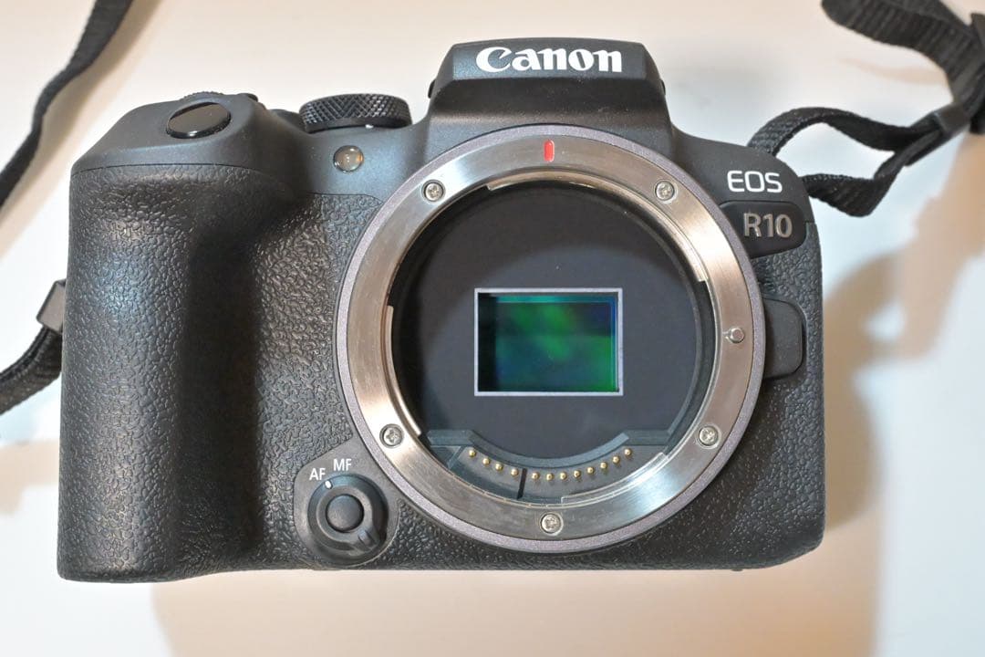 Canon EOS R10 ミラーレスカメラ 18-45mmレンズ