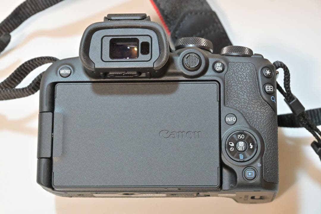 Canon EOS R10 ミラーレスカメラ 18-45mmレンズ