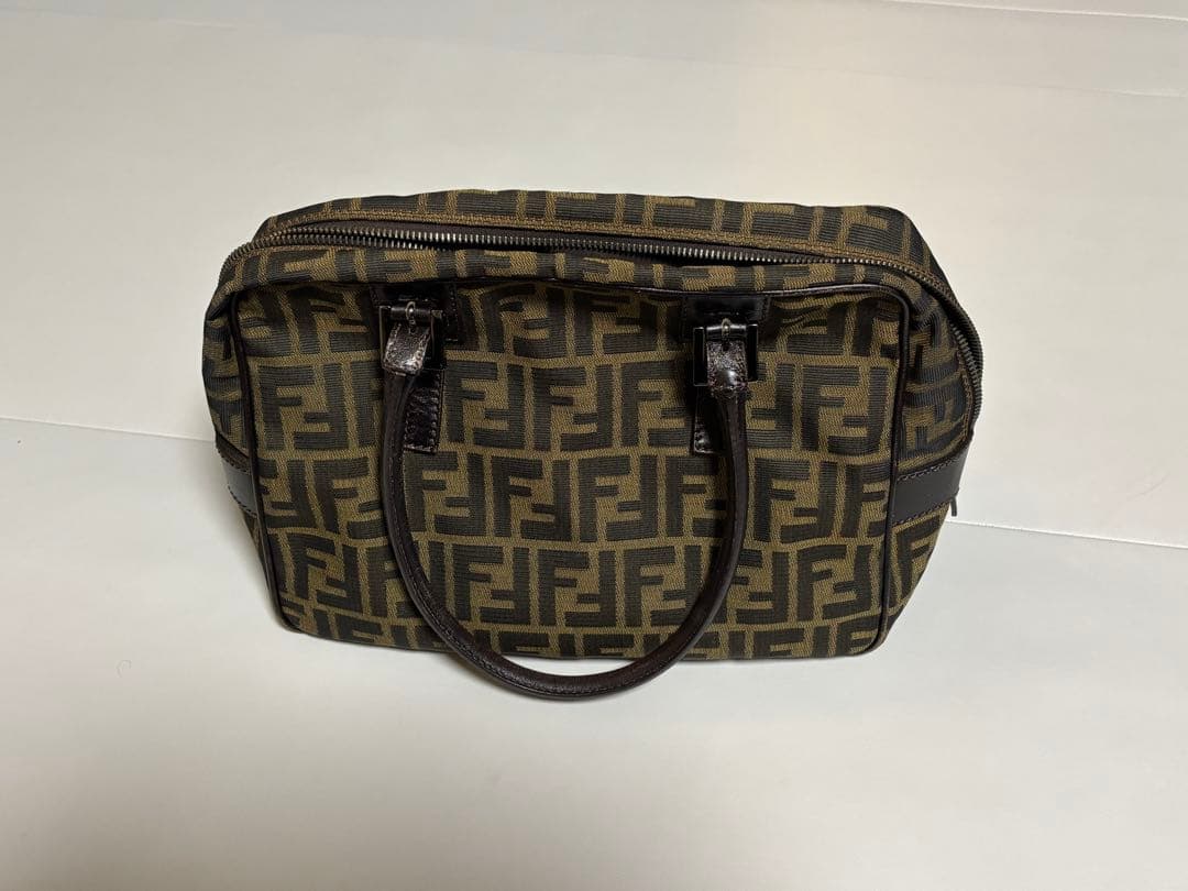FENDI フェンディー　ハンドバッグ