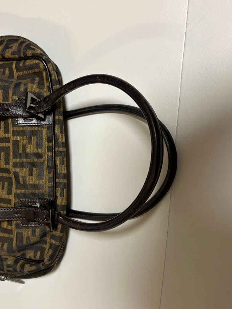 FENDI フェンディー　ハンドバッグ