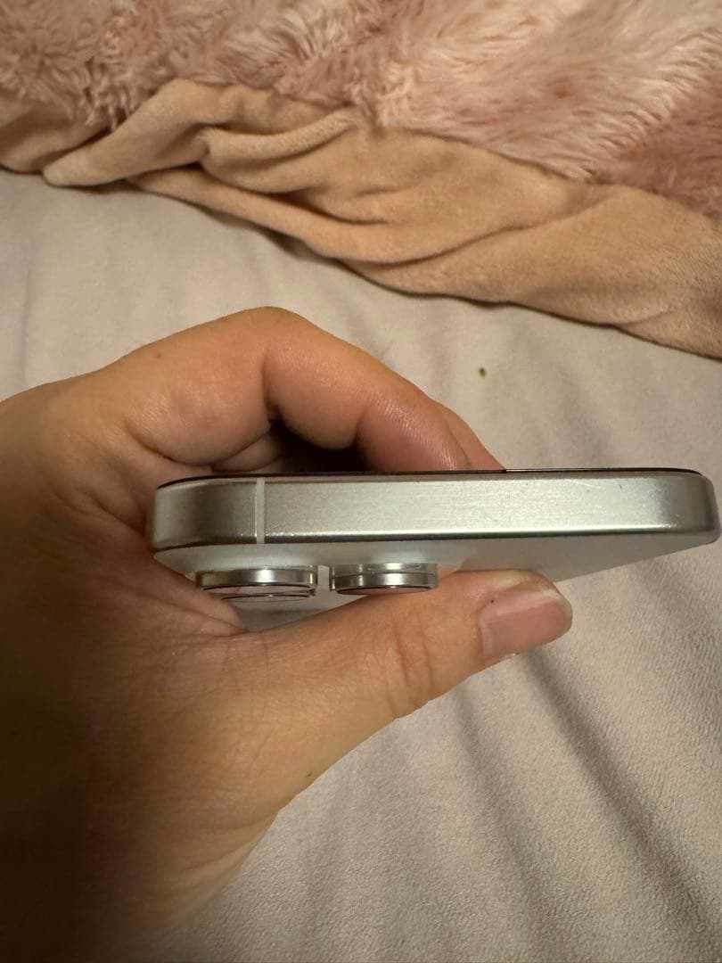 アメリカ版 iPhone15 pro max 256GB, 画面を交換しました