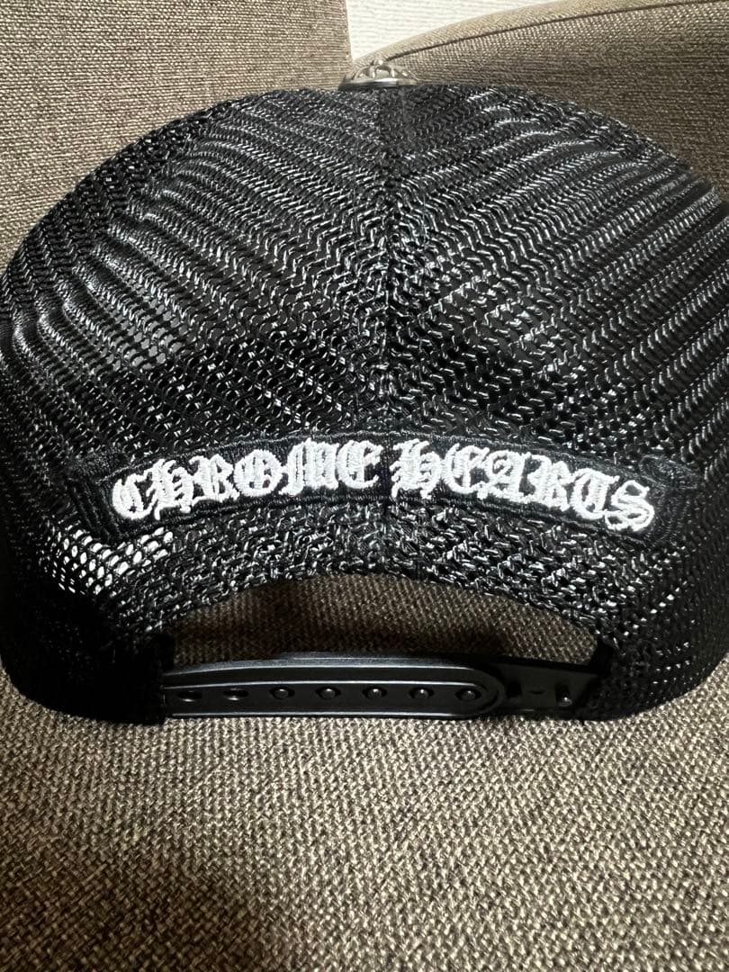 ブラック トラッカーキャップ (Chrome Hearts)