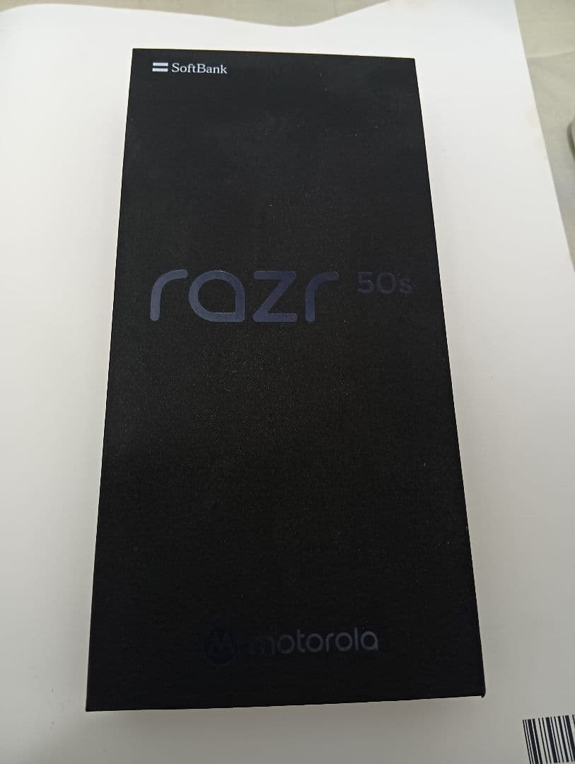 訳あり美品 Motorola razr 50s 指紋認証☓ 顔認証◯