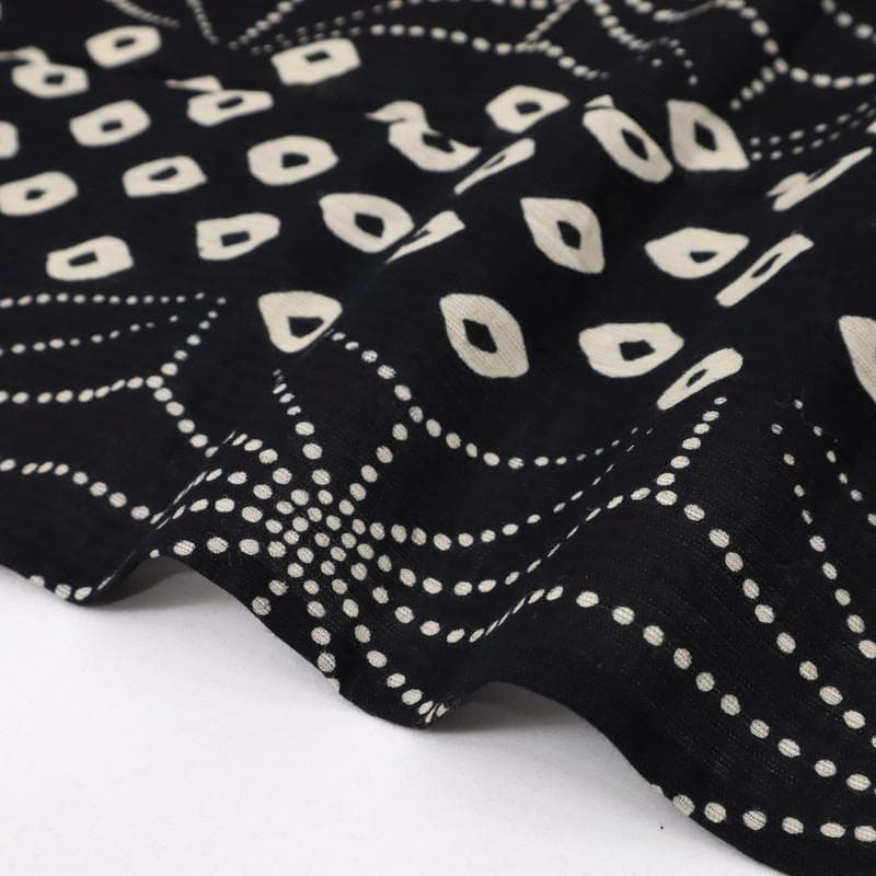 《源氏物語◇長尺『綿麻』夏着物■小紋◆鹿の子柄麻の葉の柄縞■黒地◆UB7-22》