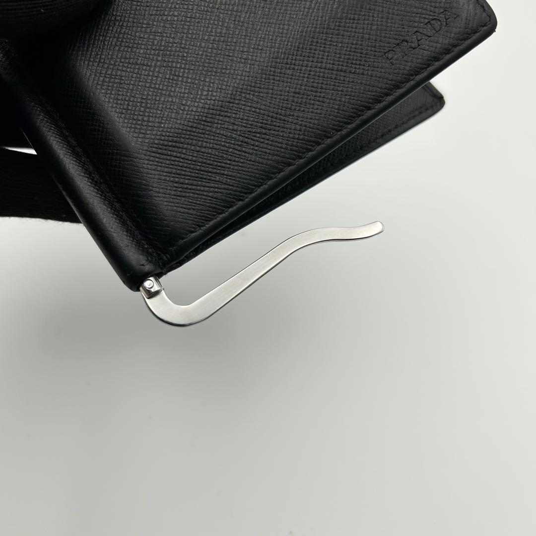 PRADA マネークリップ 折り財布 二つ折り ロゴ サフィファーノレザー 黒