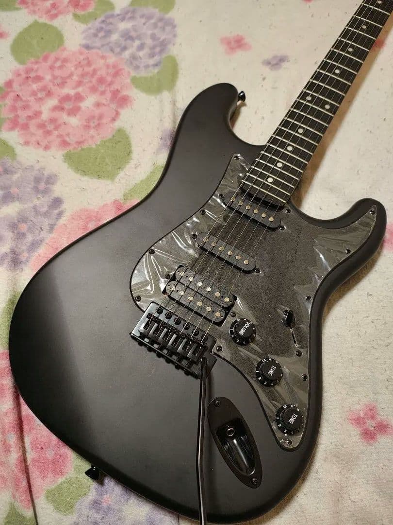 SELDERストラトキャスター/未使用品ケース付