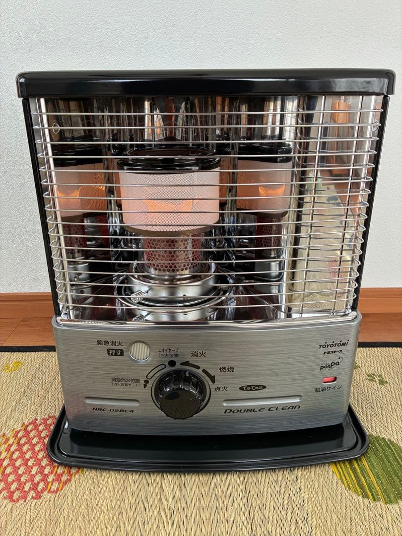 トヨトミ 灯油ストーブ NRC-D28E4 取扱説明書付き