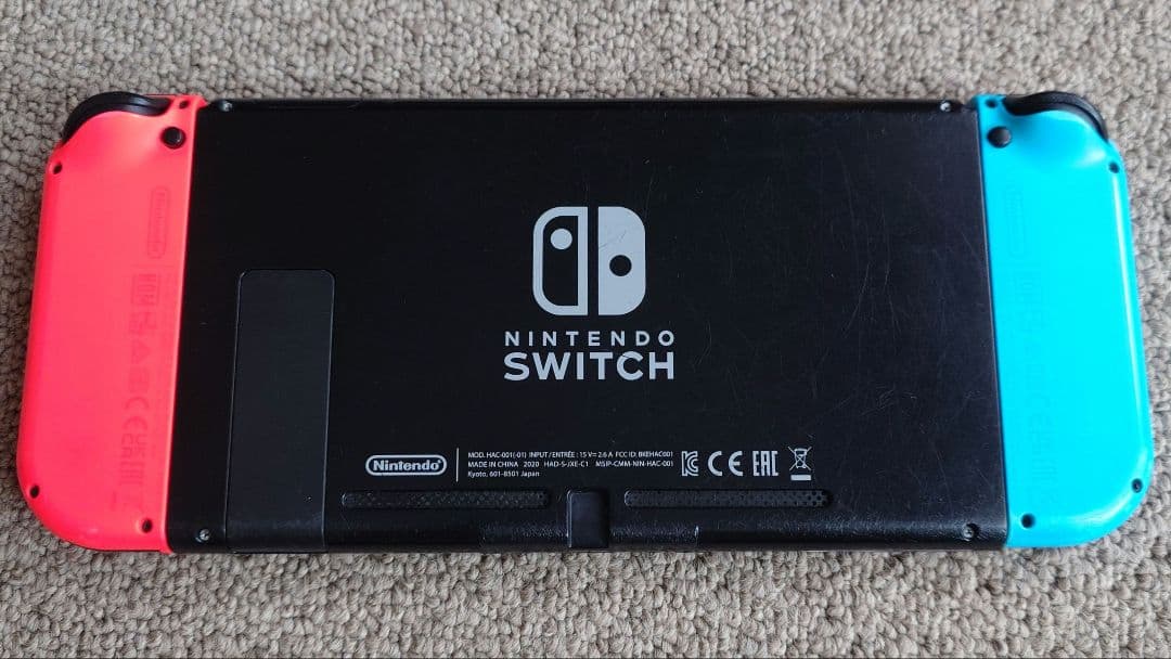 Switch　本体　充電グリップ　SDカード