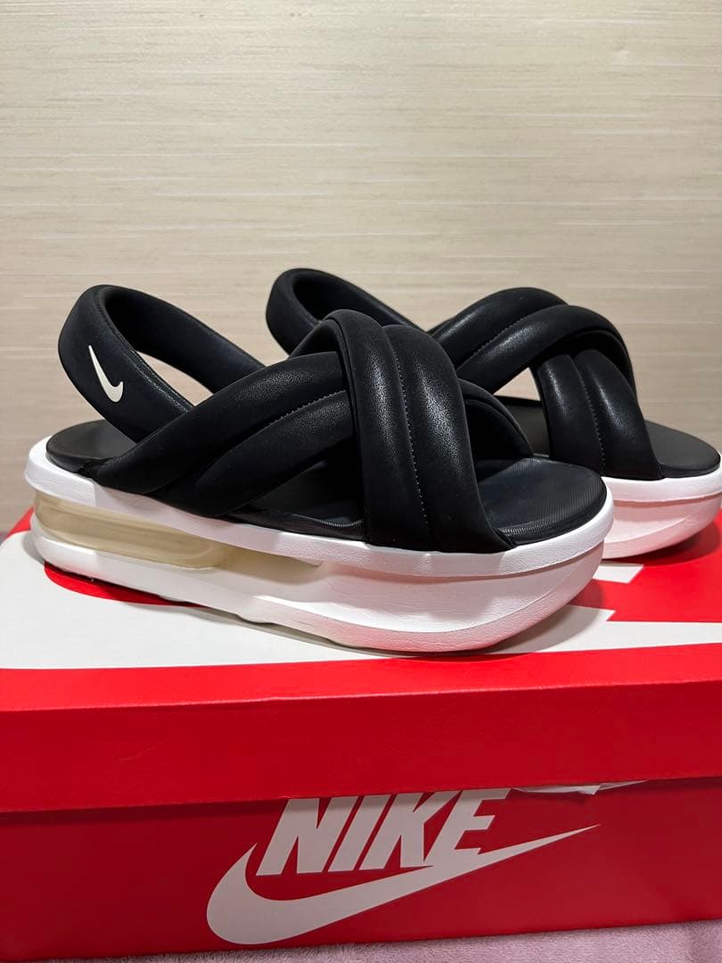 【1回のみ使用】極美品25cm NIKE エアマックス アイラ ブラック