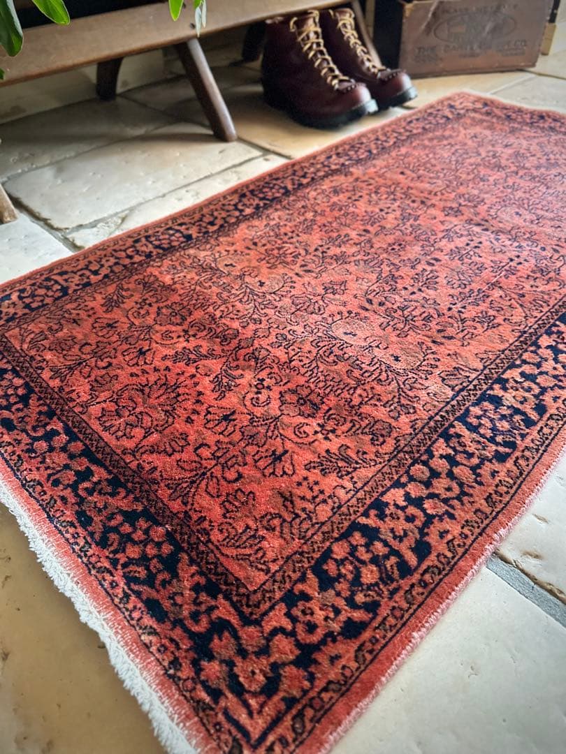 トライバルラグ　ヴィンテージラグ　ペルシャ絨毯　オーバーダイ　プリミティブアート