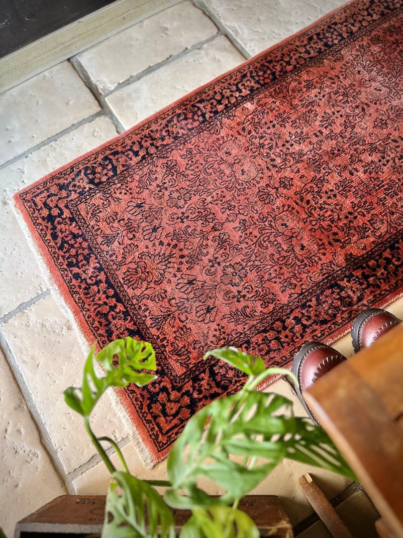 トライバルラグ　ヴィンテージラグ　ペルシャ絨毯　オーバーダイ　プリミティブアート