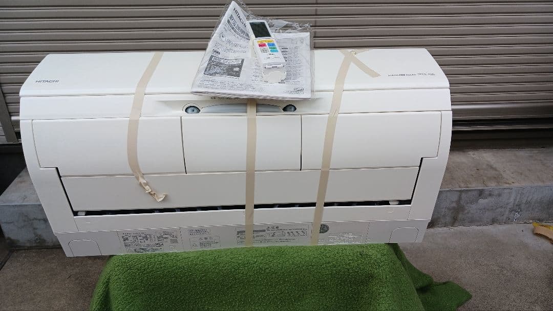 週末値下げ中! リビングエアコン RAS-X40J2 東村山市、引取限定です。