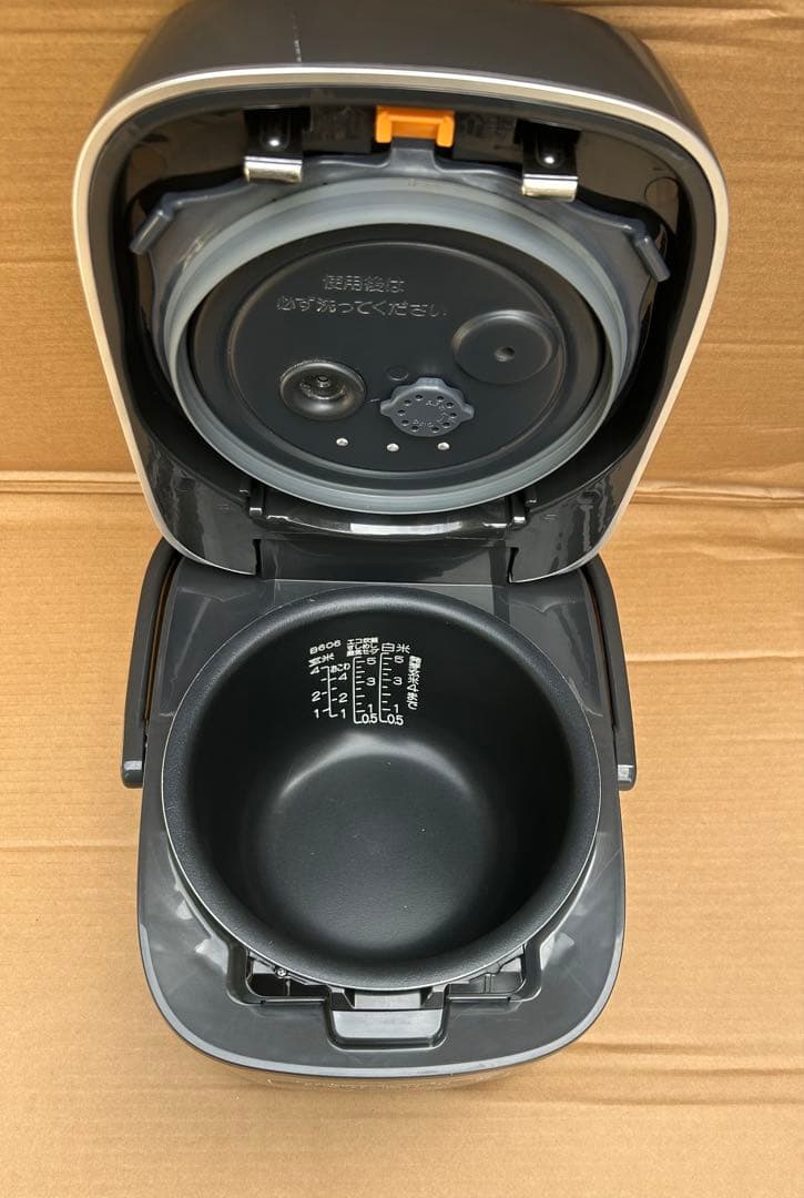 象印 極め炊き 5.5合炊き 圧力IH炊飯ジャー NW-JE10 炊飯器