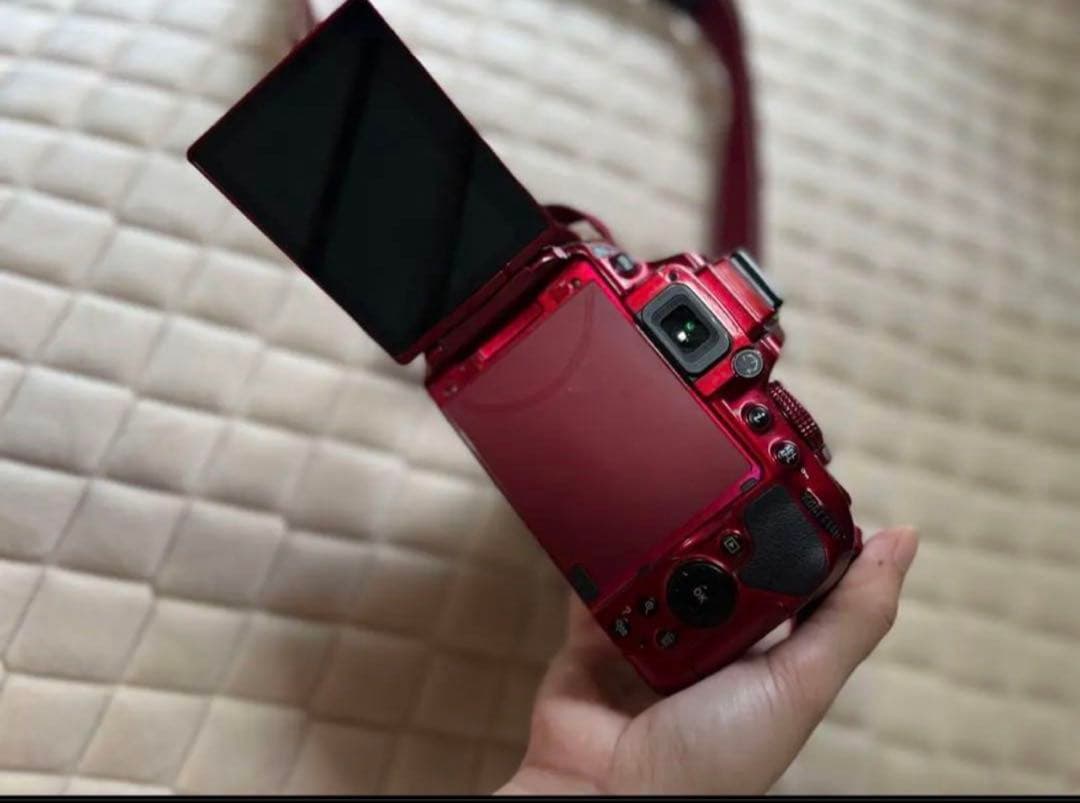 R*S様 Nikon D5300 レッド レンズ付き