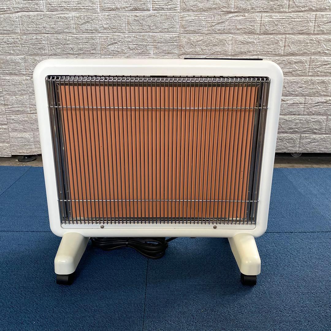 2020年製 E800L-TM サンルミエ タイマー付 遠赤外線暖房器 1