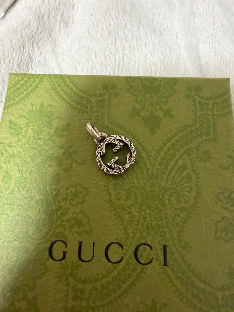 GUCCI ネックレス チャーム