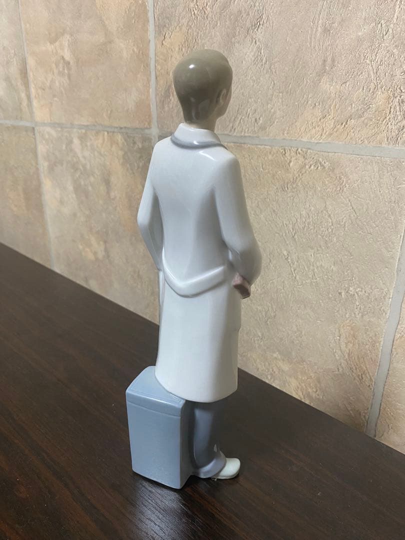 リヤドロNAO 素敵なドクター