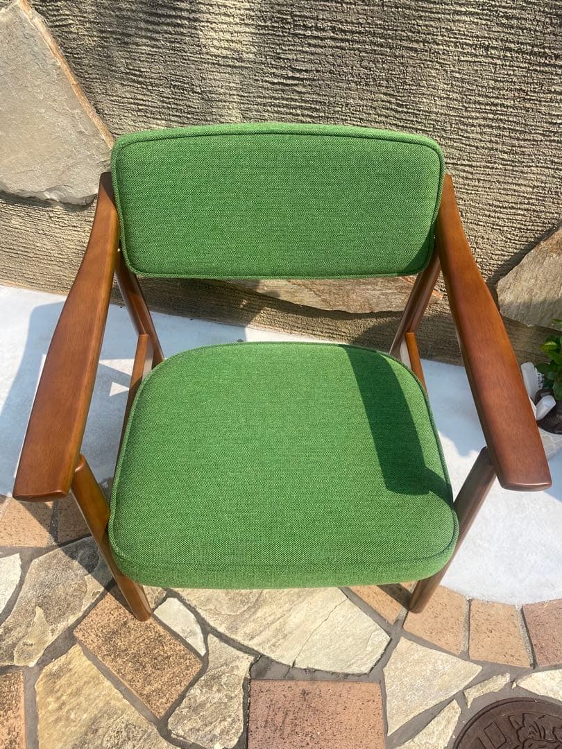 カリモク60 Dチェア　美品　タープグリーン　1脚