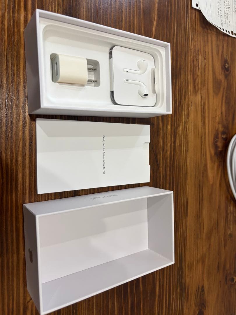 Apple iPhone 8 256GB Ankerライトニングケーブルセット