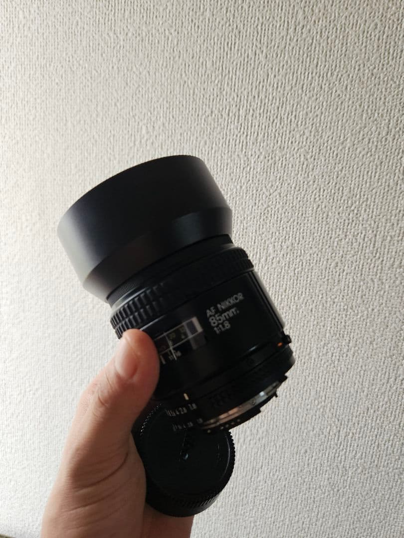 ニコン af　nikkor 85mm f1.8