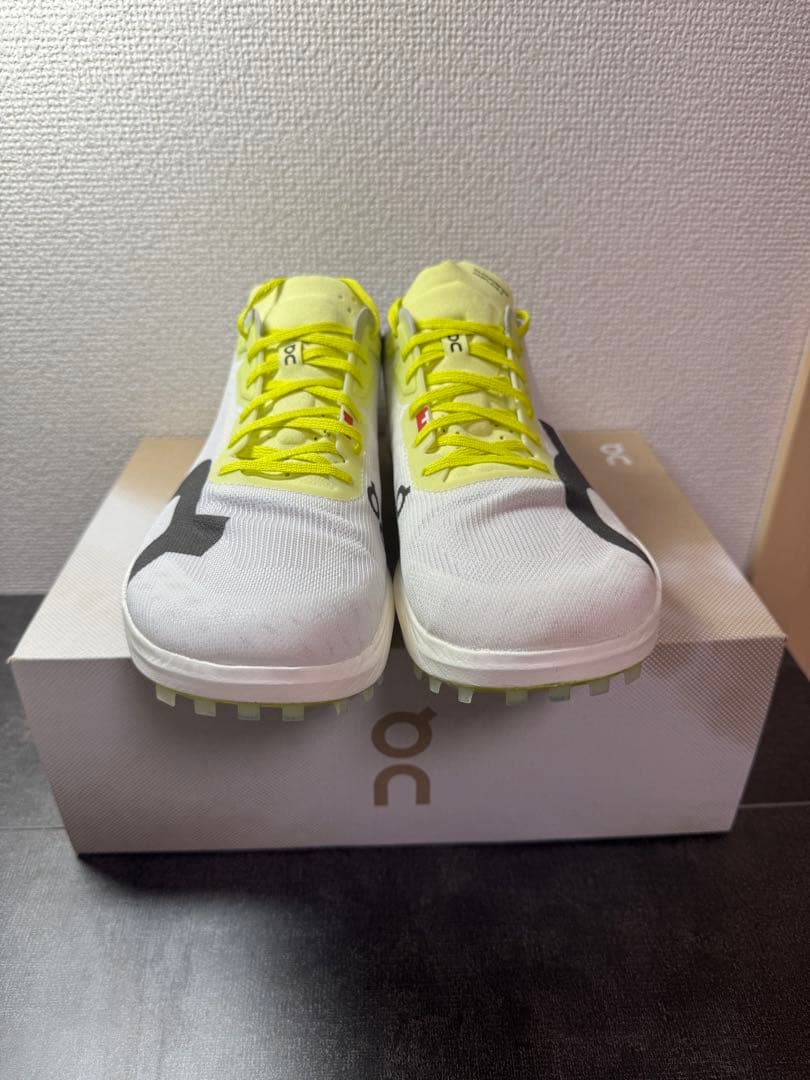 スパイク・シューズ on cloud spike amplius 2