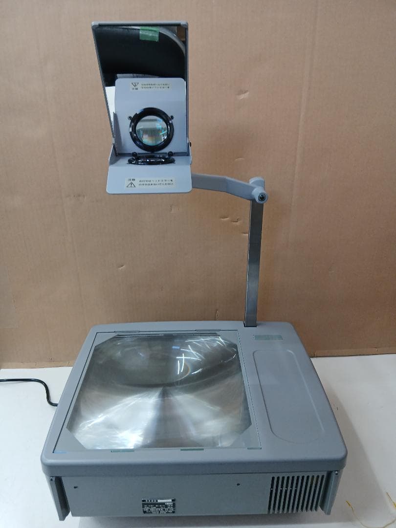 オーバーヘッドプロジェクター