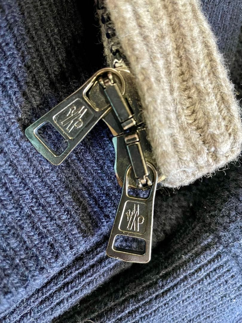 ★杏奈です★MONCLER★パーカージャケット★ウール100%★Lサイズ