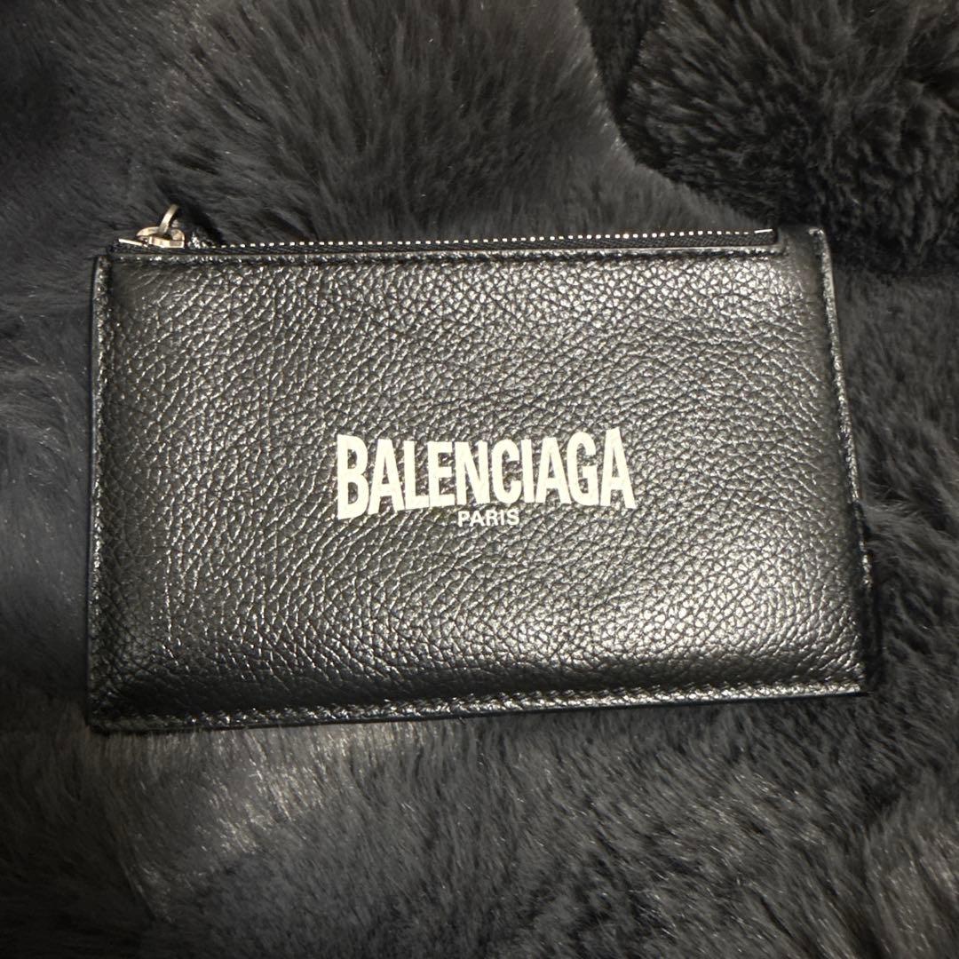 BALENCIAGAケース