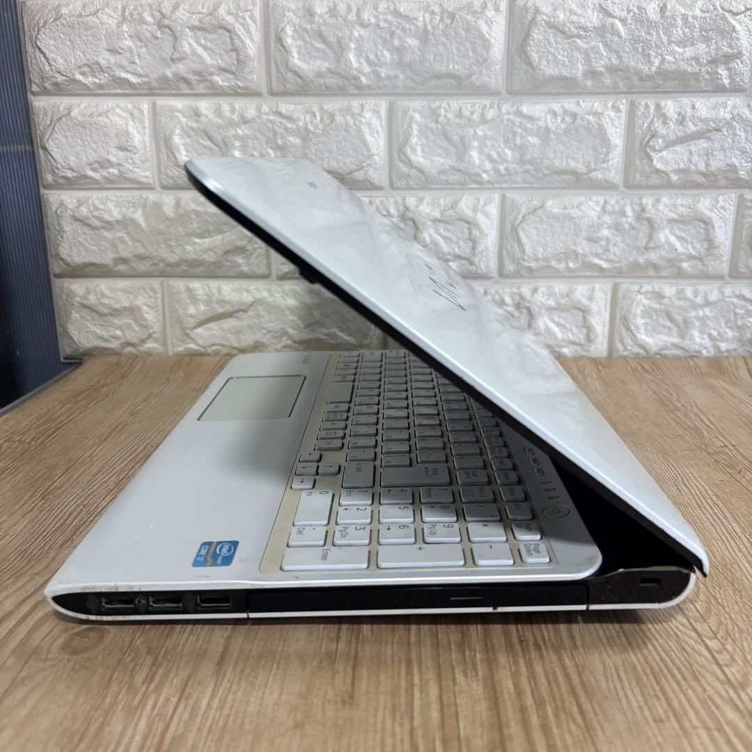 Sony VAIO SVE151B11N i7-3632QMメモリ8GB