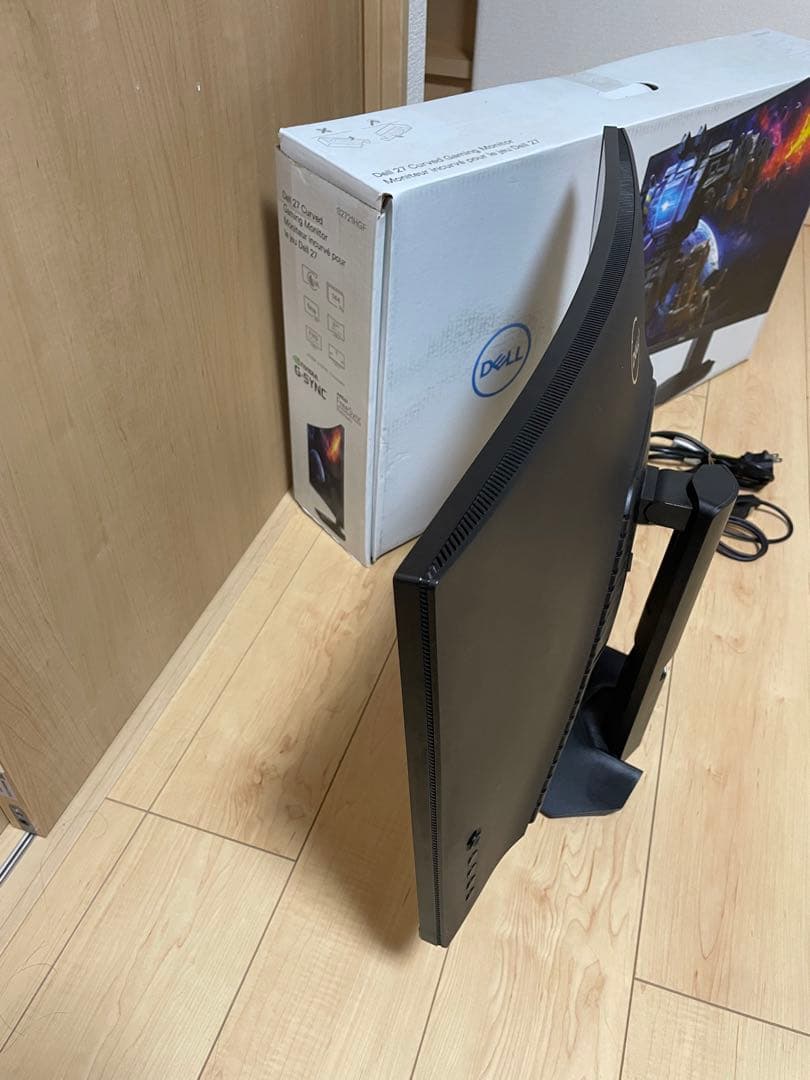 本日限定お値引き‼️Dell27インチ曲面ゲーミングモニター