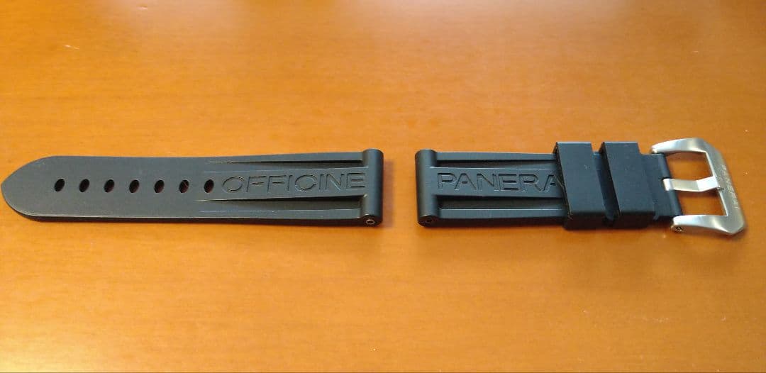黒*吾様 【OFFICINE PANERAI】 44m用ラバーベルト／ブラック