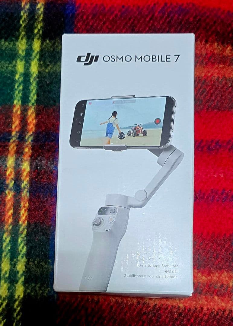 新製品 DJI Osmo Mobile 7 三脚内蔵 スマートフォンジンバル