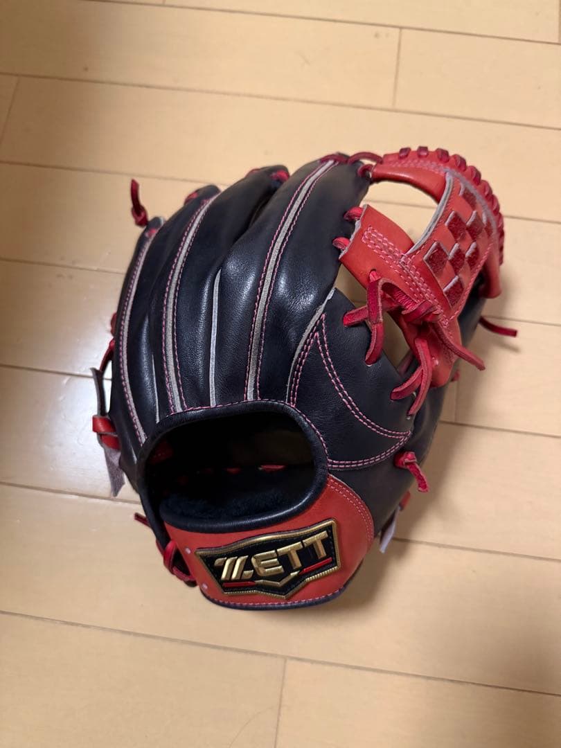 ZETT PROSTATUS 軟式グローブ 黒赤