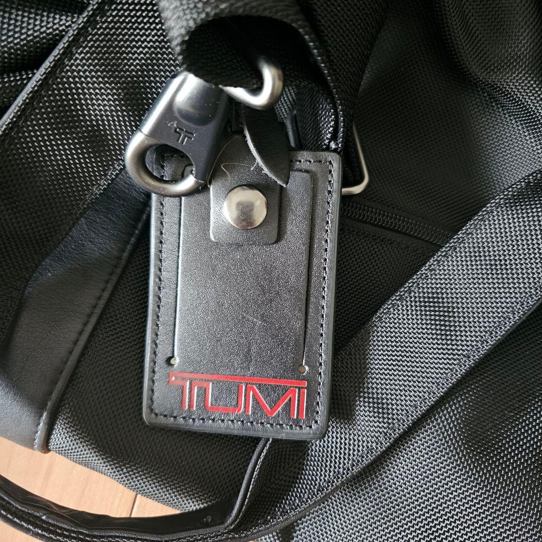 TUMI ブラック ボストンバッグ