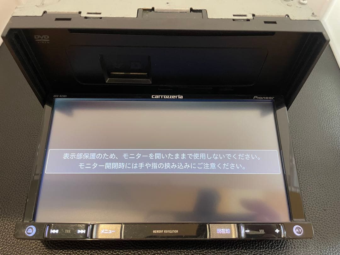 最新地図楽ナビAVIC-RZ301中古180mm7Ｖ型ワンセグTV 最新オービス